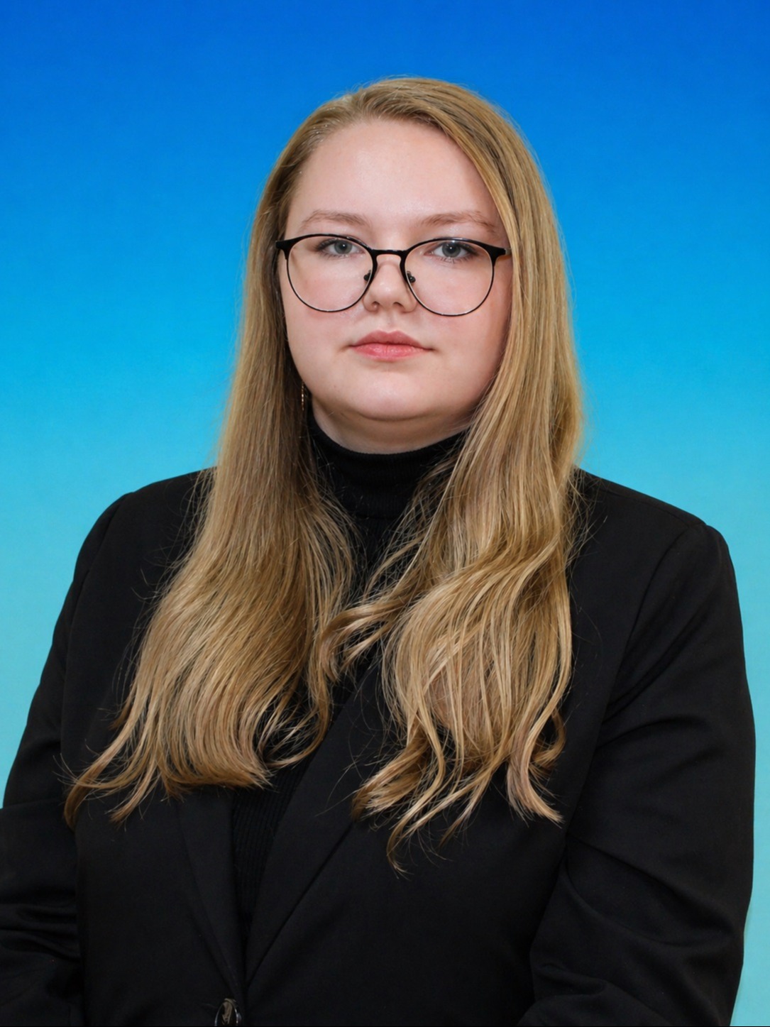 Ившукова Александра Романовна.
