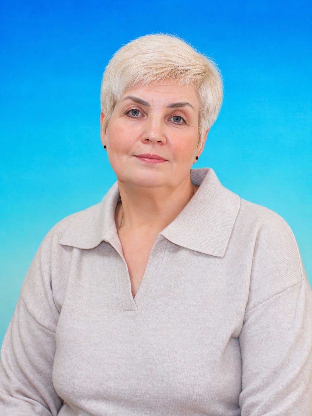 Васильева Елена Васильевна.